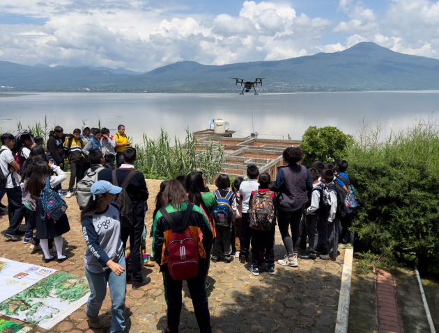 Cecytem, UMSNH y UNAM unen fuerzas para el cuidado del lago de Pátzcuaro 