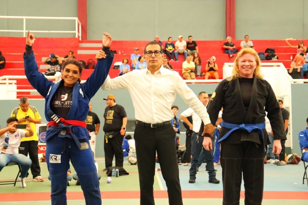Lucy Armendáriz, gana medalla de oro en Campeonato Nacional de Jiu Jitsu Brasileño 