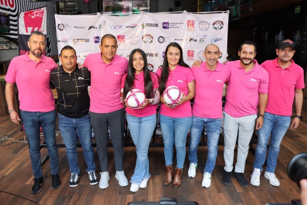 La familia del fútbol se une contra el cáncer de mama
