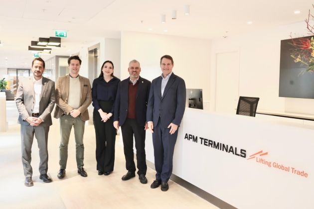 Comprometen Ramírez Bedolla y APM Terminals desarrollar LC como puerto hub global  