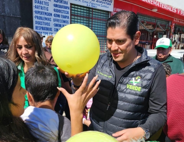 Partido Verde ayuda a los Reyes Magos con la entrega de juguetes en Morelia 