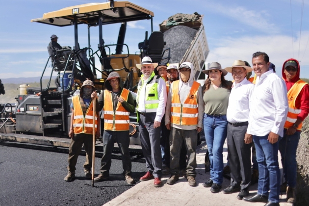 Supervisa Alfredo Ramírez Bedolla obra de Rehabilitación carretera en región Ciénega 