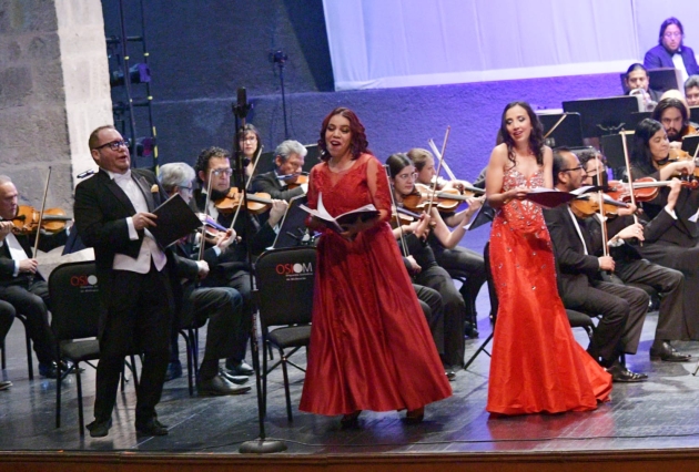 Cautiva la Orquesta Sinfónica de Michoacán en su primer concierto de la temporada 2024
