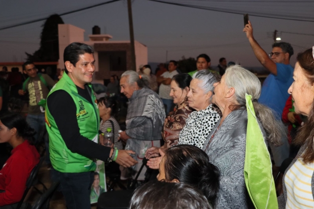 Morelianos reconocen vocación de servicio de Neto Núñez 