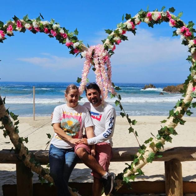 Descubre la Playa del Amor en este recorrido en lancha por la Costa Michoacana 