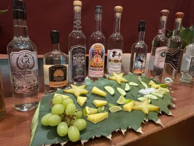Con 3 días de fiesta, Etúcuaro te invita a disfrutar de su Festival del Mezcal 