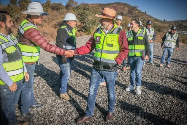 Ramírez Bedolla supervisa trabajos de segundo anillo periférico de Morelia 