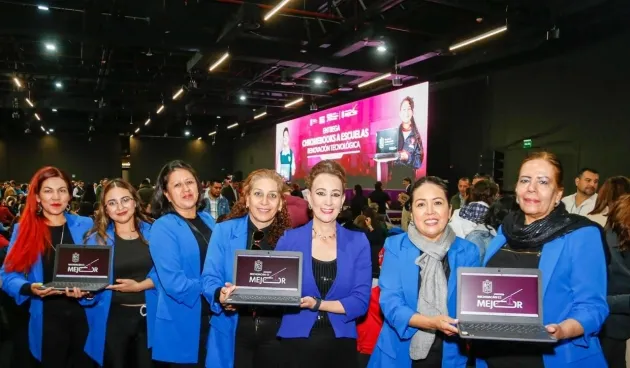 Más de mil 200 docentes y directivos se capacitan para el uso de chromebooks: SEE 