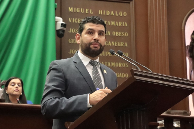 El Dip. Octavio Ocampo propone cárcel de hasta 20 años por reclutar jóvenes para el crimen en Michoacán 