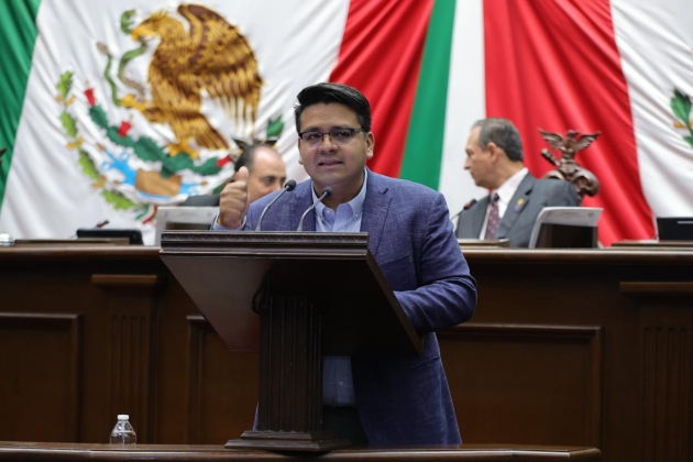 "Hay que Insistir en la Austeridad en elecciones, sin sacrificar la democracia": Dip. Toño Carreño del MC