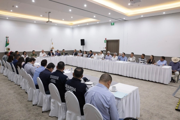 Ramírez Bedolla revisa con empresarios avances en seguridad e infraestructura en Uruapan