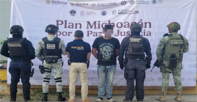 En las últimas 24 horas, asegura Guardia Civil a 7 personas, armas, droga y vehículos