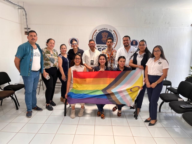 Impulsa Carlos Torres Piña acciones para fortalecer la atención con enfoque de derechos humanos y diversidad sexual en la FGE