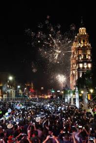  Más de 80 mil personas hicieron brillar a Morelia por su cumpleaños 482 
