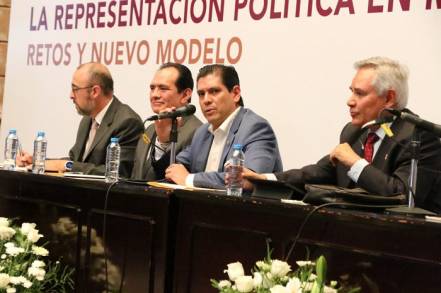 A favor, Ernesto Núñez de reformas electorales, pero no del debilitamiento institucional