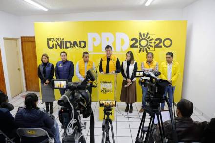  El PRD es el único Partido que se mueve por Michoacán: Juan Bernardo Corona