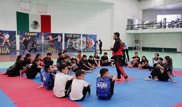 Kickboxing inicia campamento de preparación en CONADE rumbo a Mundial en Budapest 