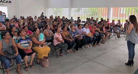 Emprendedoras de Apatzingán se empoderan con Palabra de Mujer