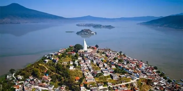 Sectur prevé un 5 % más de derrama para este verano 