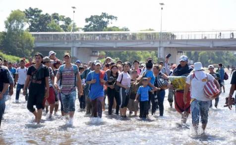 Acceso Regulado a Migrantes Centroamericanos que avanzan en Caravana a México