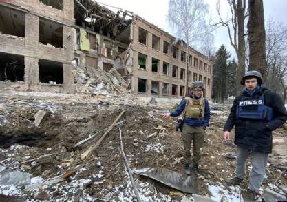 La UNESCO dará equipos de protección y formación a los periodistas en la guerra de Ucrania 