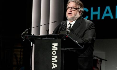 Guillermo del Toro es Homenajeado en el MoMA Museo de Arte Contemporáneo de Nueva York por su trascendencia como Cineasta 