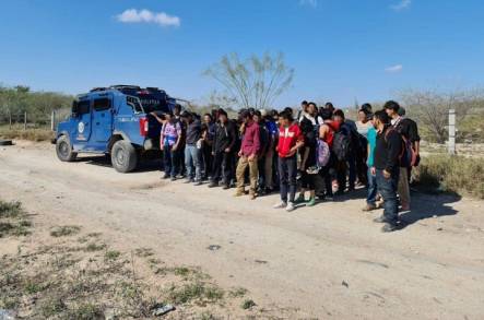 Rescatan a 49 migrantes en Tamaulipas, México; alegan que iban a ser entregados a traficantes 