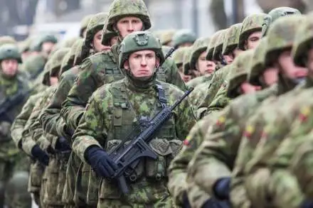 Guerra Rusia-Ucrania: Letonia reimpone el servicio militar obligatorio ante el avance Ruso  