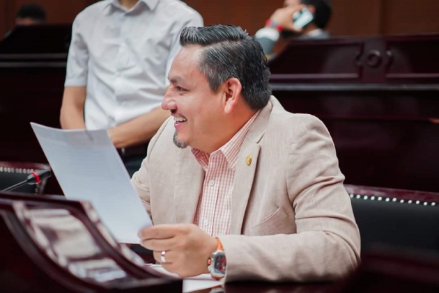 Una efectiva participación ciudadana precisa un ejercicio pleno de derechos: Dip..Víctor Manríquez 
