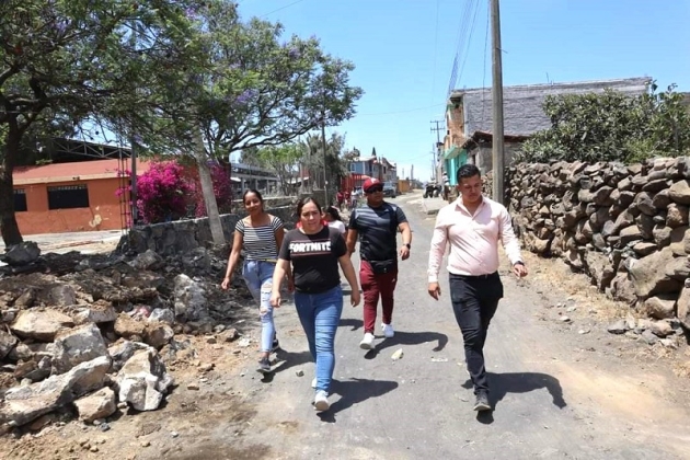 El Dip. Víctor Zurita se reúne con familias de la localidad de San Bernabé 