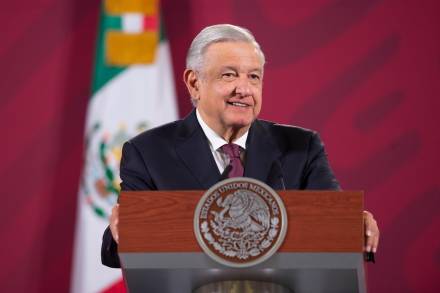 La Presidencia de México proyecto de presupuesto 2021; gobierno se aprieta el cinturón para garantizar programas sociales y obras estratégicas.