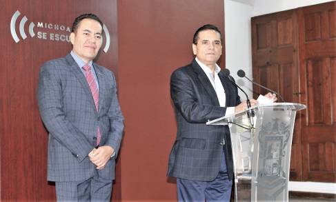 El Gobernador Silvano Aureoles Conejo señala que el Magisterio Michoacano recibirá sus pagos nominales sin mas problemas, el recurso de todo Agosto 2019 esta asegurado. 