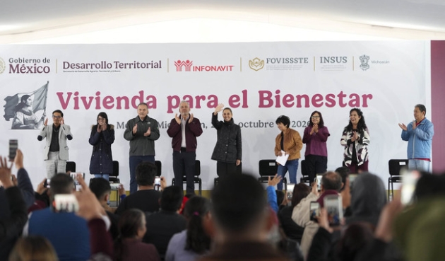 La Transformación cree en los derechos del pueblo de México: Presidenta encabeza entrega de Viviendas para el Bienestar en Morelia 