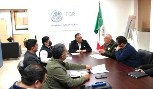 Se reunió comisionado del INM con delegado de FGR en Chihuahua con el propósito de trabajar en esclarecimiento del incendio en Ciudad Juárez 