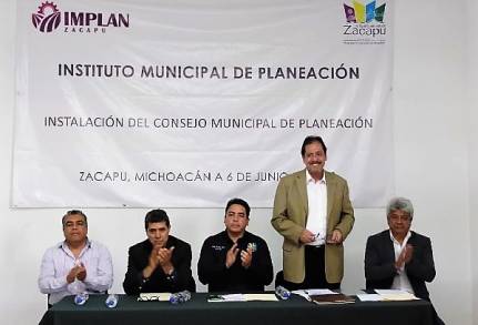 El IPLAEM contribuye a fortalecer los procesos de planeación municipales.