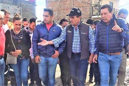 Instruye Gobernador apoyo inmediato a afectados por tromba en Jiquilpan Michoacán 