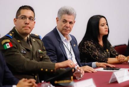 Construcción de leyes, un esfuerzo conjunto entre autoridades y ciudadanía: Dip. Jesús Hernández Peña